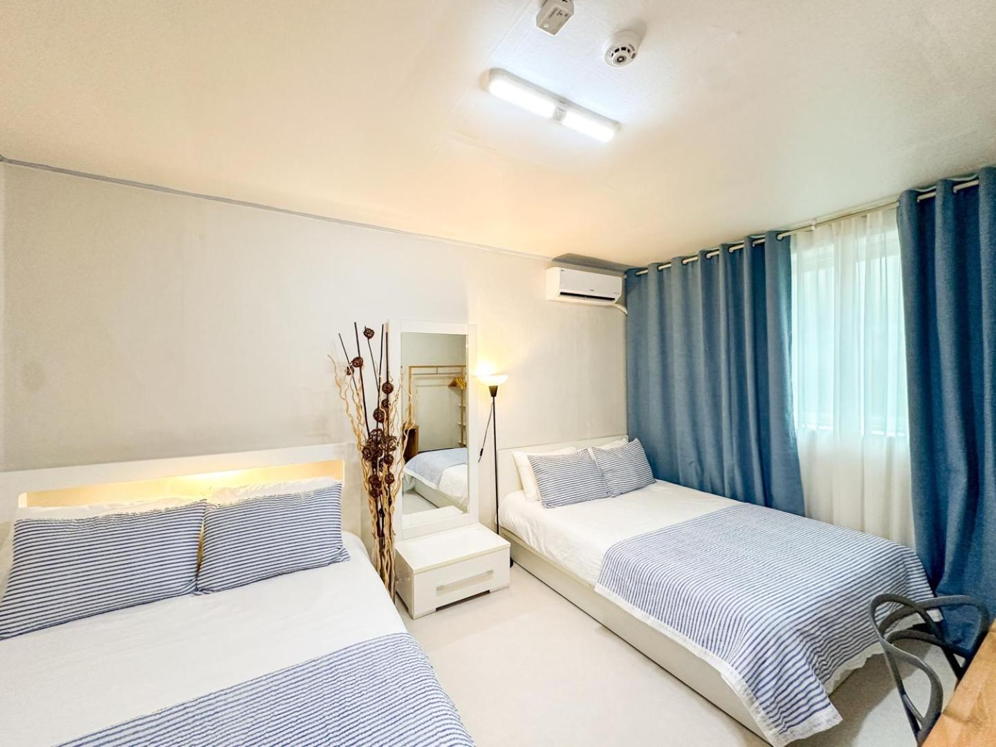 Rock 樂 2 3 Beds 3 Min From Ewha Univ Stn Appartement Séoul